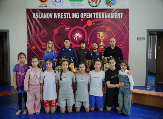 Tanınmış güləşçilər Xırdalanda ustad dərsi keçib